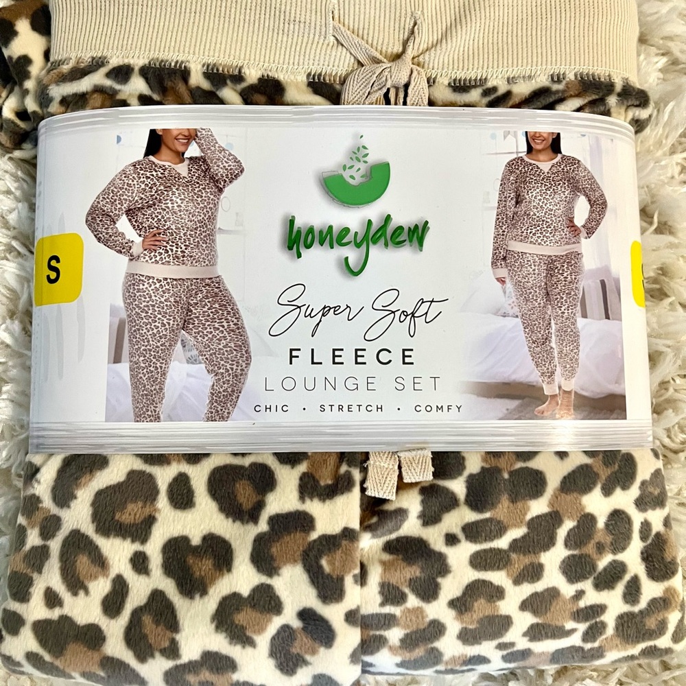 Honeydew Super Soft Fleece Lounge Set